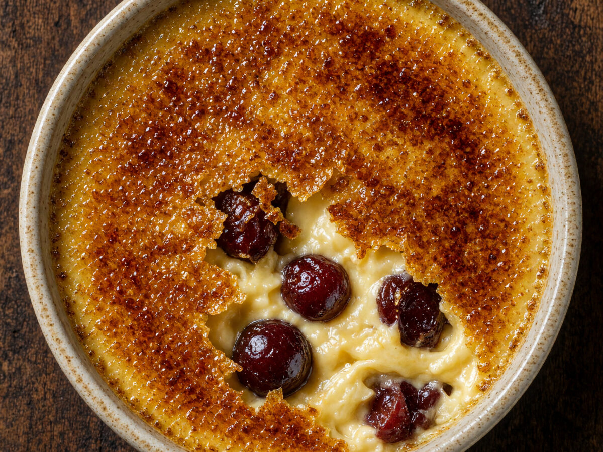 Crème brûlée au Macvin du Jura und Griottines