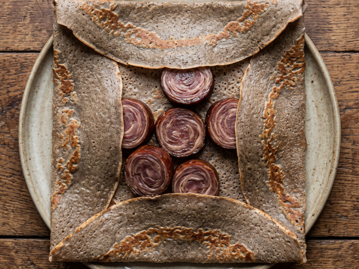 Galette de sarrasin mit Andouille de Guémené