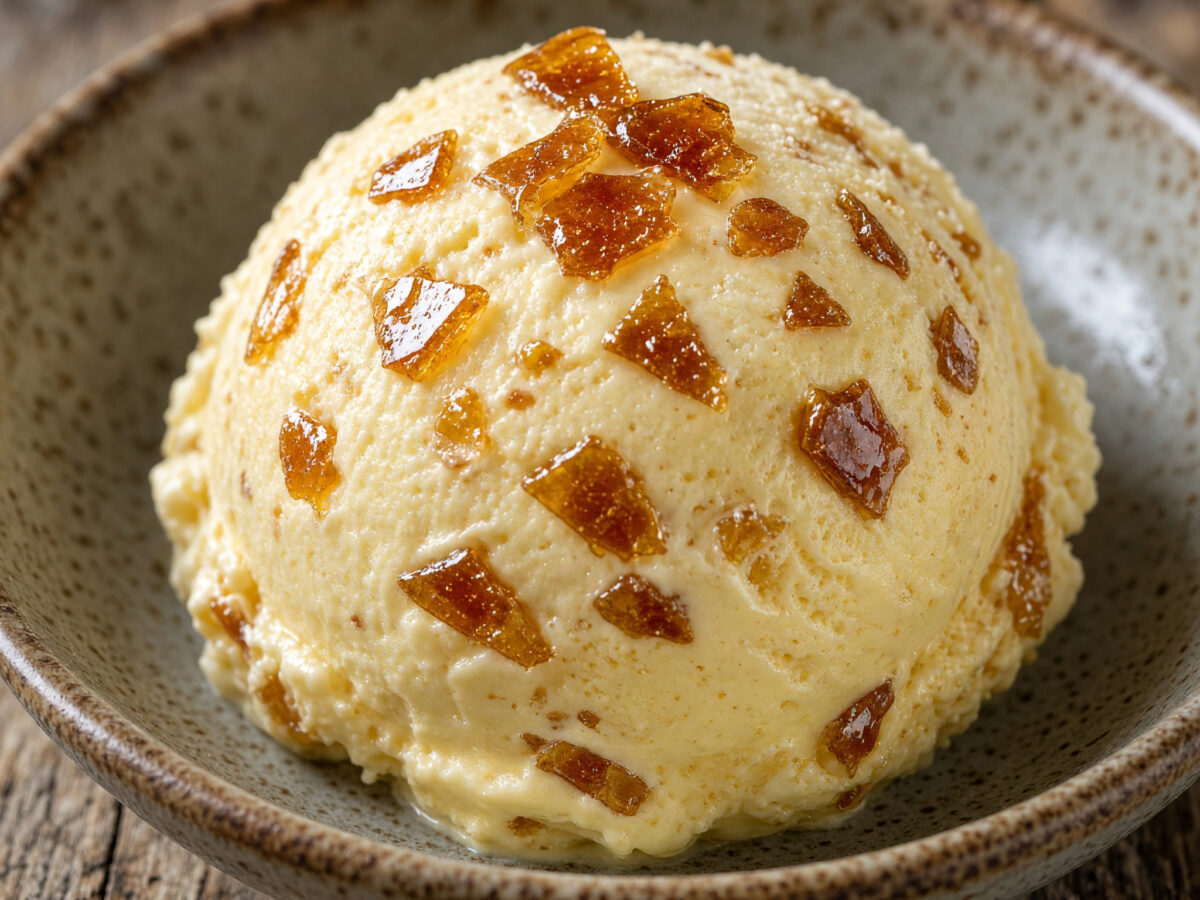Glace à la crème catalane aus dem Roussillon