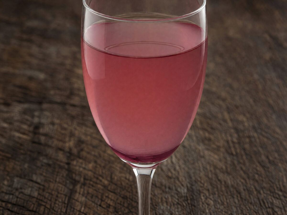Kir: burgundischer Aperitif mit Cassis