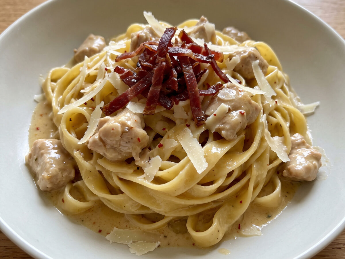 Pasta-quitaine mit regionalem Charakter