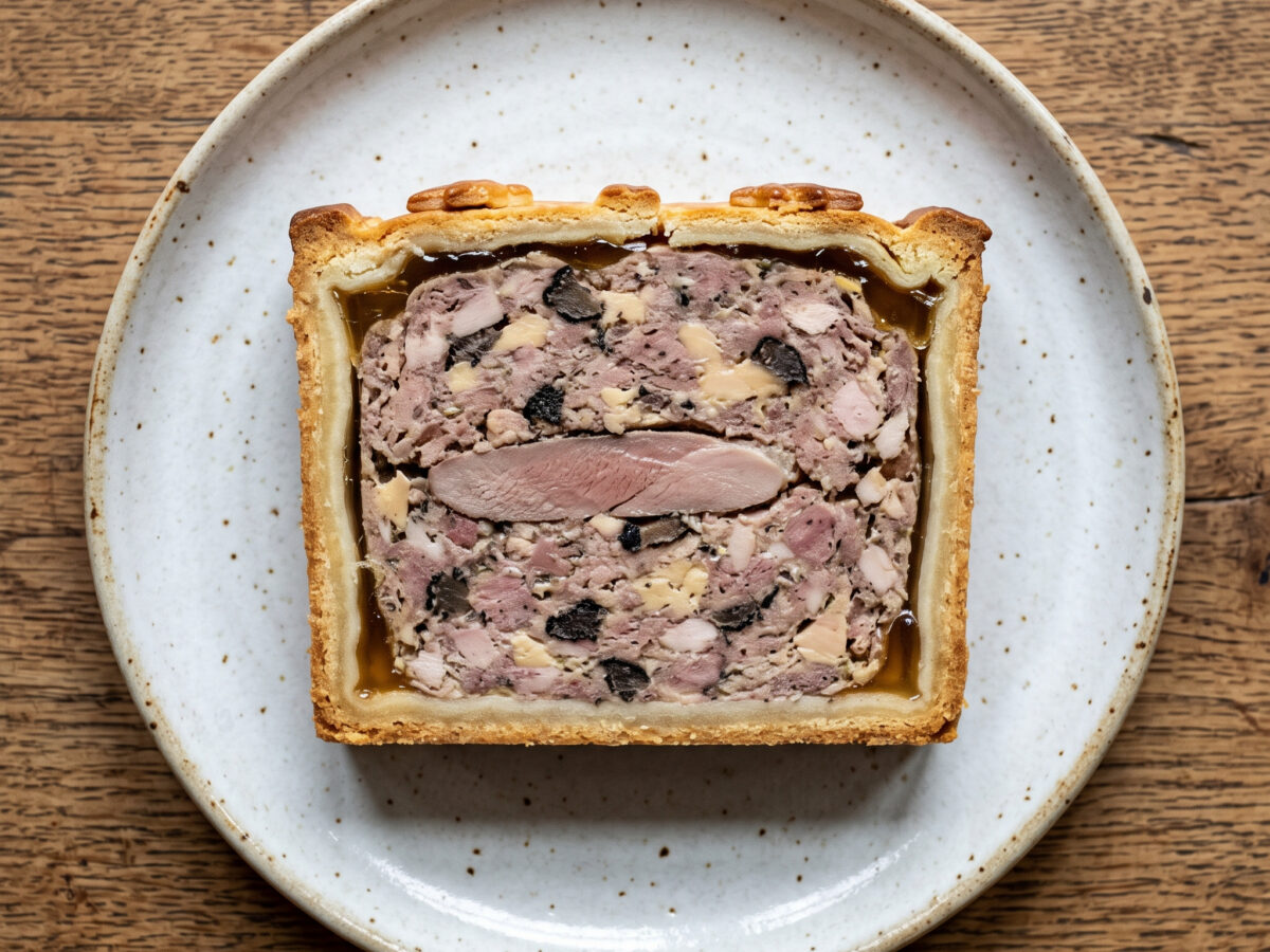 Pâté de Chartres: goldene Kruste, feine Farce