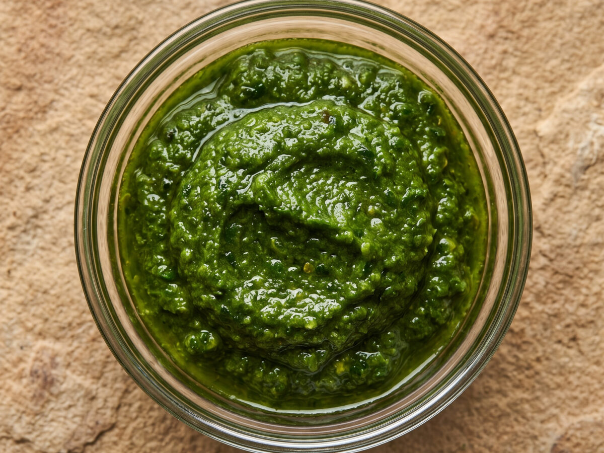 Piment la pâte vert mit Ingwer und Combava