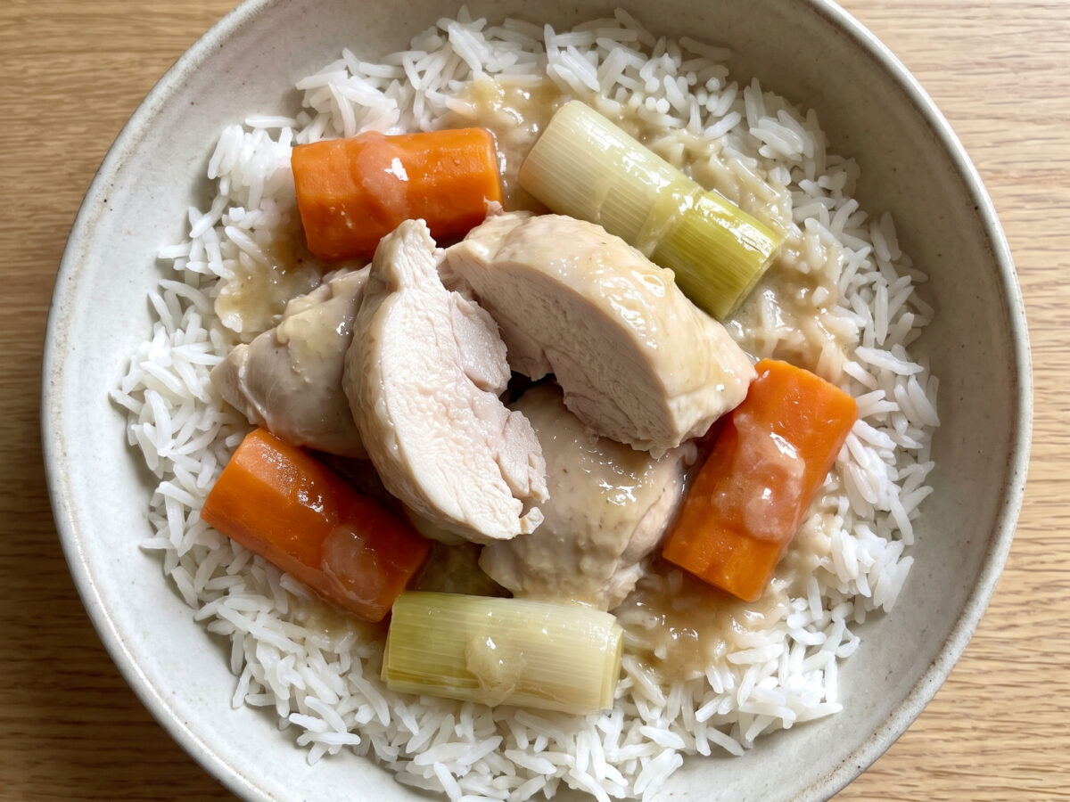 Poule au riz – Reis aus aromatischem Kochsud