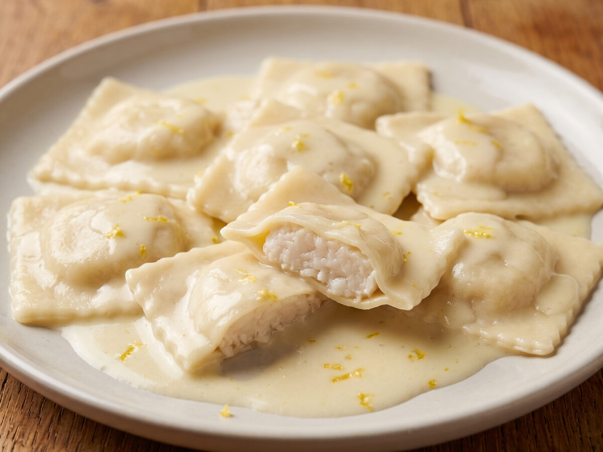 Ravioles de coquilles Saint-Jacques au beurre blanc et citron